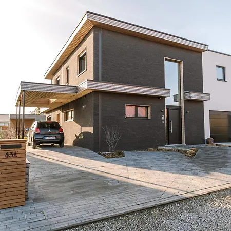 Cosy With A Large And Sunny Terrace Nearby The Sea And The In * Middelkerke
